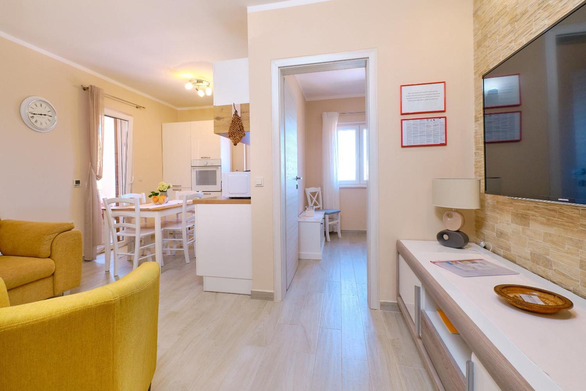 Apartments Enna Mali Losinj Ngoại thất bức ảnh