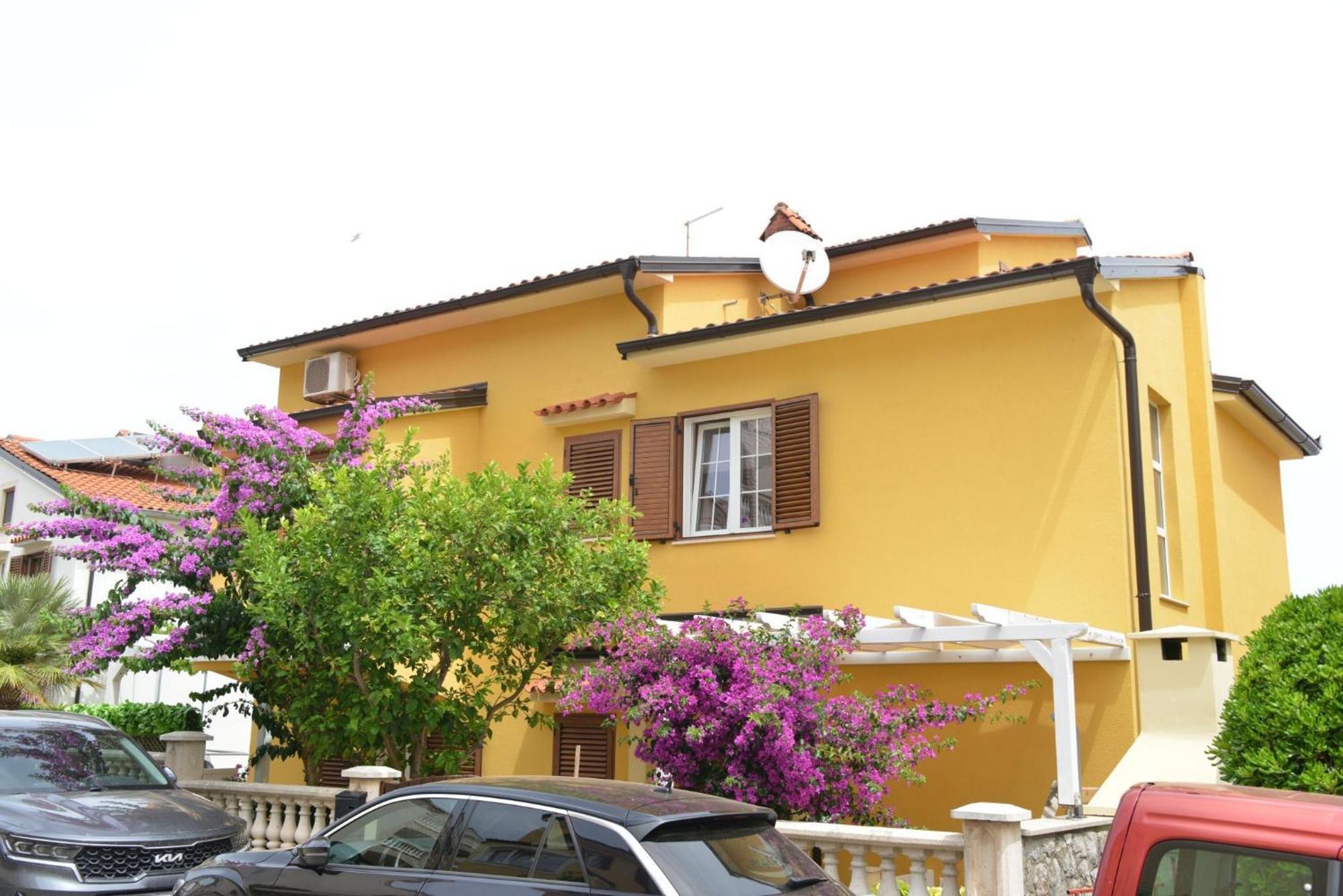 Apartments Enna Mali Losinj Ngoại thất bức ảnh